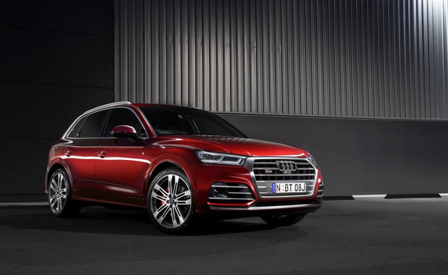  Audi SQ5 3.0 TFSI 2017 года  (AU) (фото 31 из 40)